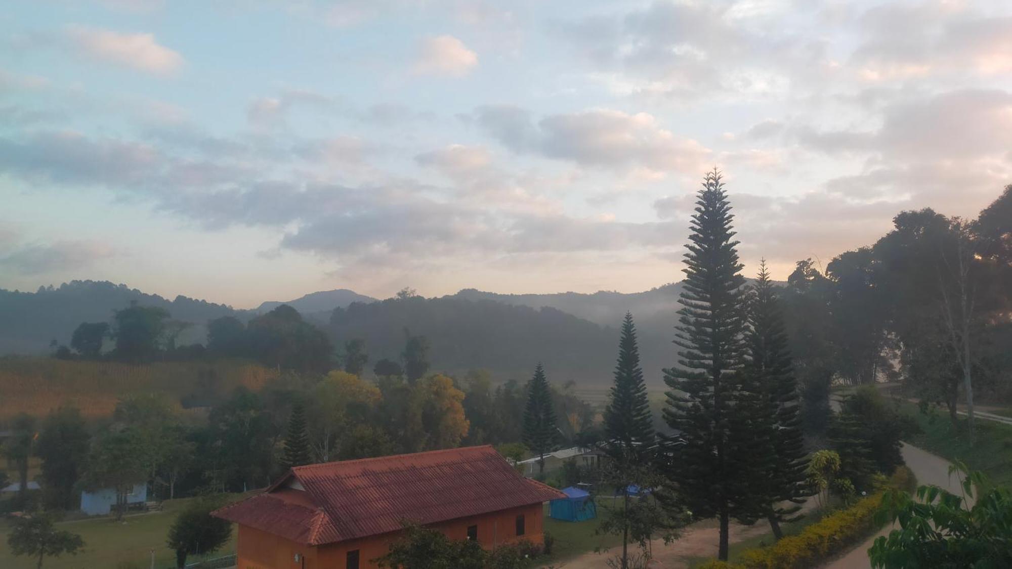 Mong Homestay Resort Pang Ung Buitenkant foto