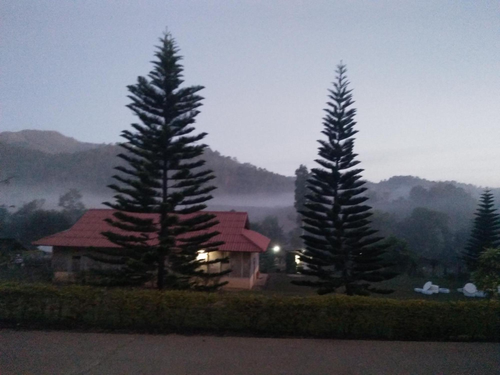 Mong Homestay Resort Pang Ung Buitenkant foto